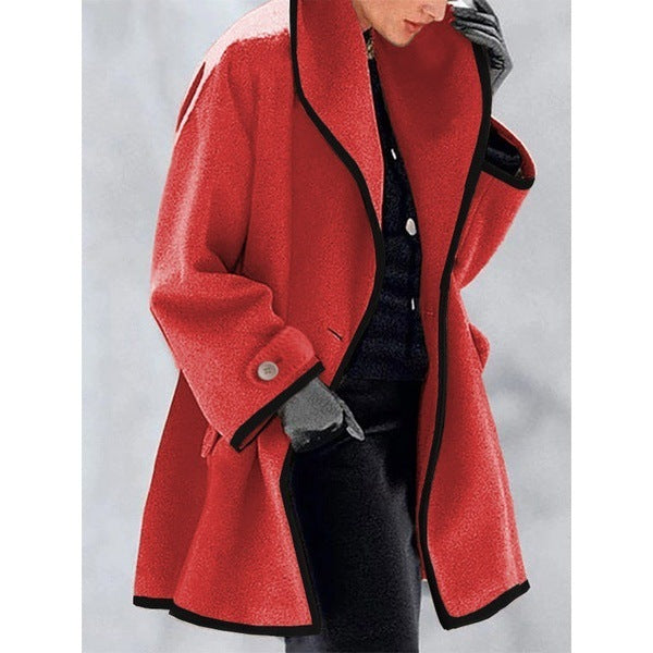 Stylish coat with contrast piping