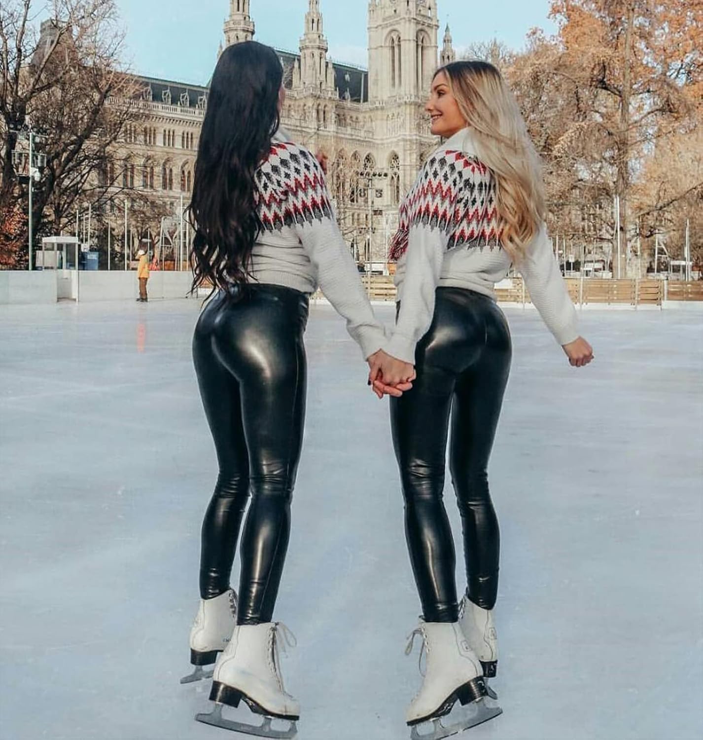 Eloura-Moda | Elegant High-Waisted Yoga Pants for Style and Comfort