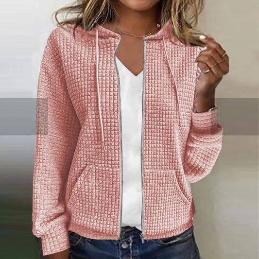 Eloura-Moda | Checkered Jacket: Style and Comfort Combined